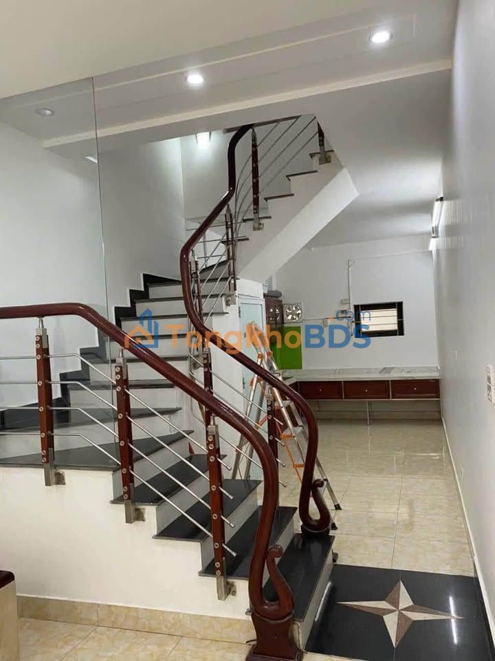 Nhà 3 Tầng Điện Biên Phủ, TP. Hải Dương - 52.8m² Ô Tô Tránh Nhau