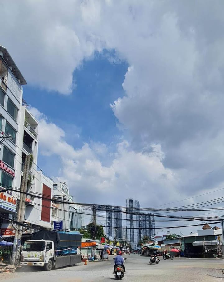 Nhà Mặt Tiền 6 Tầng Đường 10m Bình Tân - 80m², 8.5 Tỷ, Nở Hậu