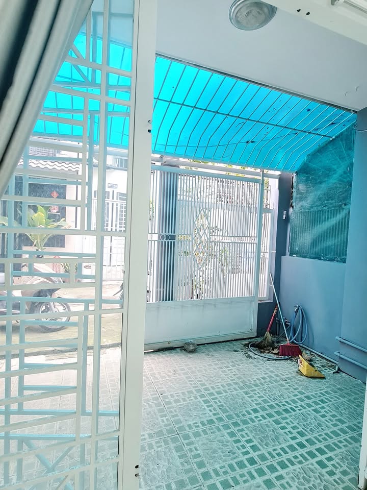 Nhà 2 Tầng 64m² Cạnh Phú Mỹ Hưng, Quận 7 - 5.6 Tỷ