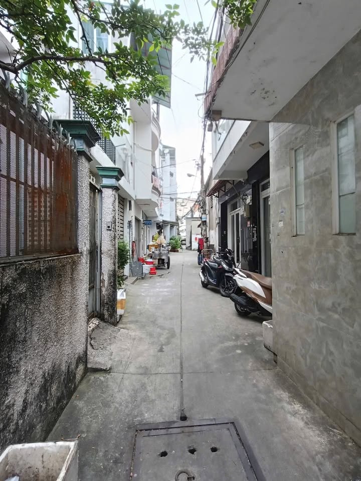 Nhà Hẻm 80 Gò Dầu, Tân Phú - 43m² Giá 4.5 Tỷ - Sát Công Viên