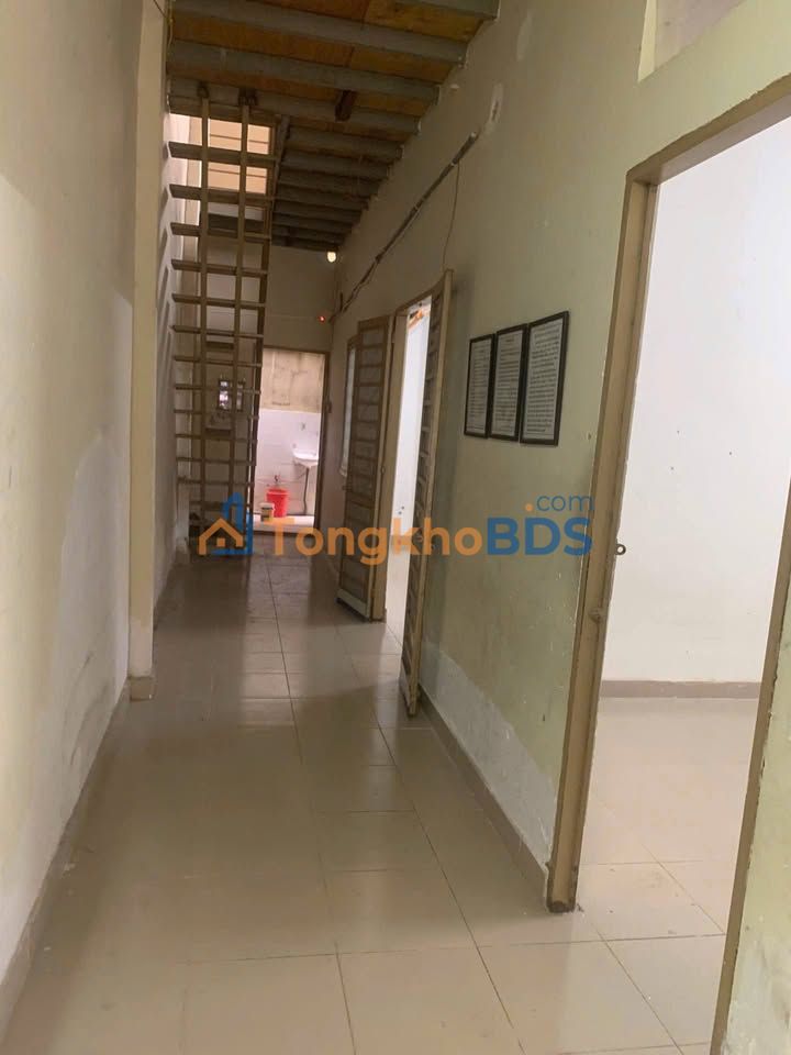 Nhà Xưởng 137.8m² Hẻm 5m Trường Chinh, Tân Bình - Sổ Hồng Vuông Đẹp