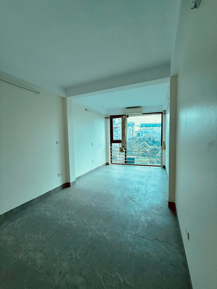 Nhà Phố Kinh Doanh Mới Xây 30m² - Cầu Diễn, Nam Từ Liêm - 10 Triệu