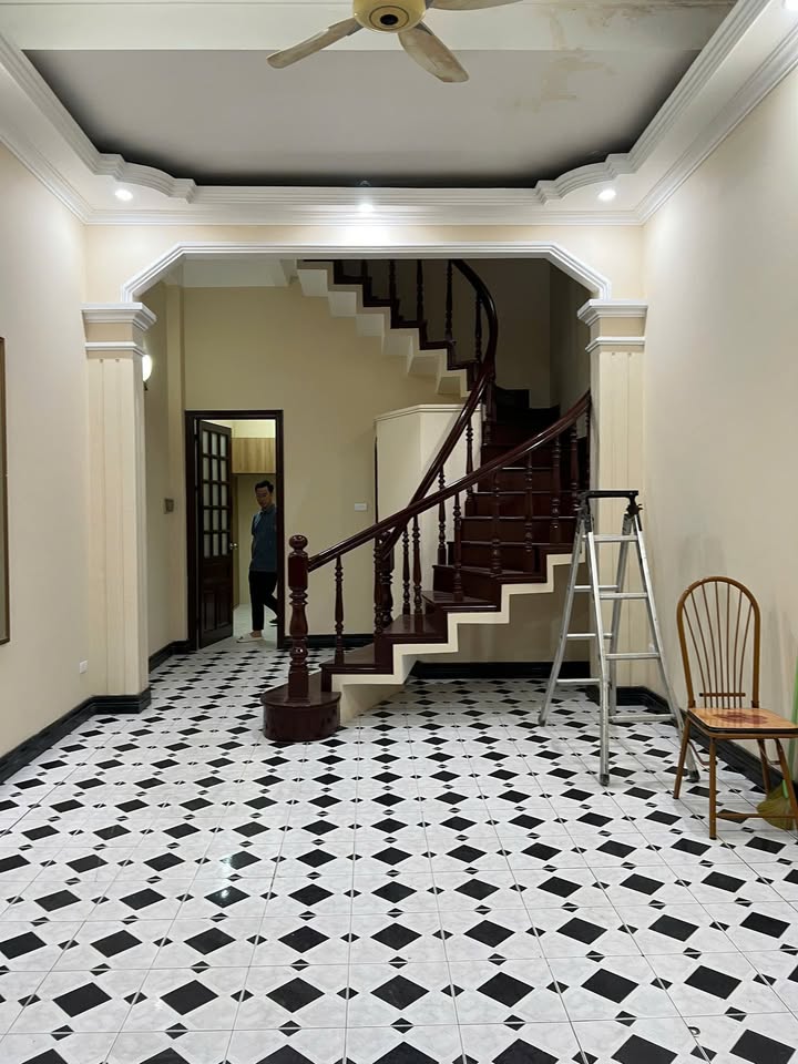 Cho thuê nhà 55m² Hoàng Cầu, Đống Đa - Ngõ ô tô, 4 tầng, giá 22 triệu