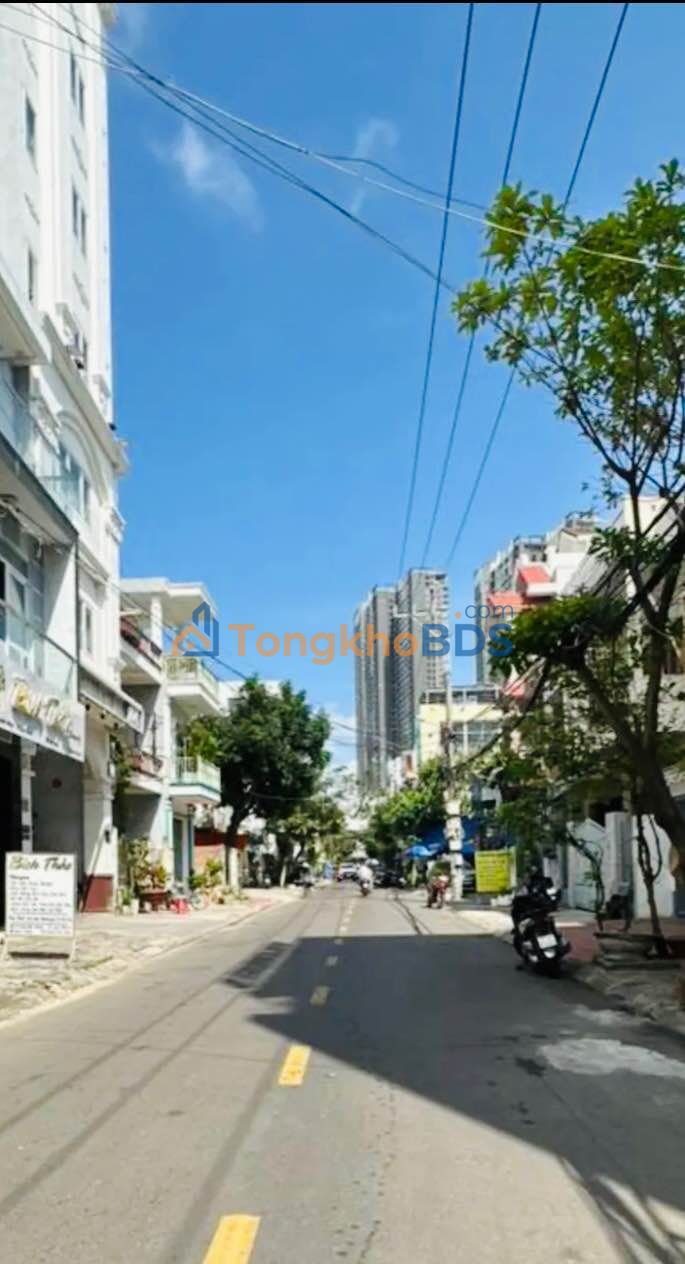 Nhà Mặt Tiền Ngô Mây, Quy Nhơn - 212m² Có Dãy Trọ 19 Phòng, Thu Nhập 40 Triệu/Tháng