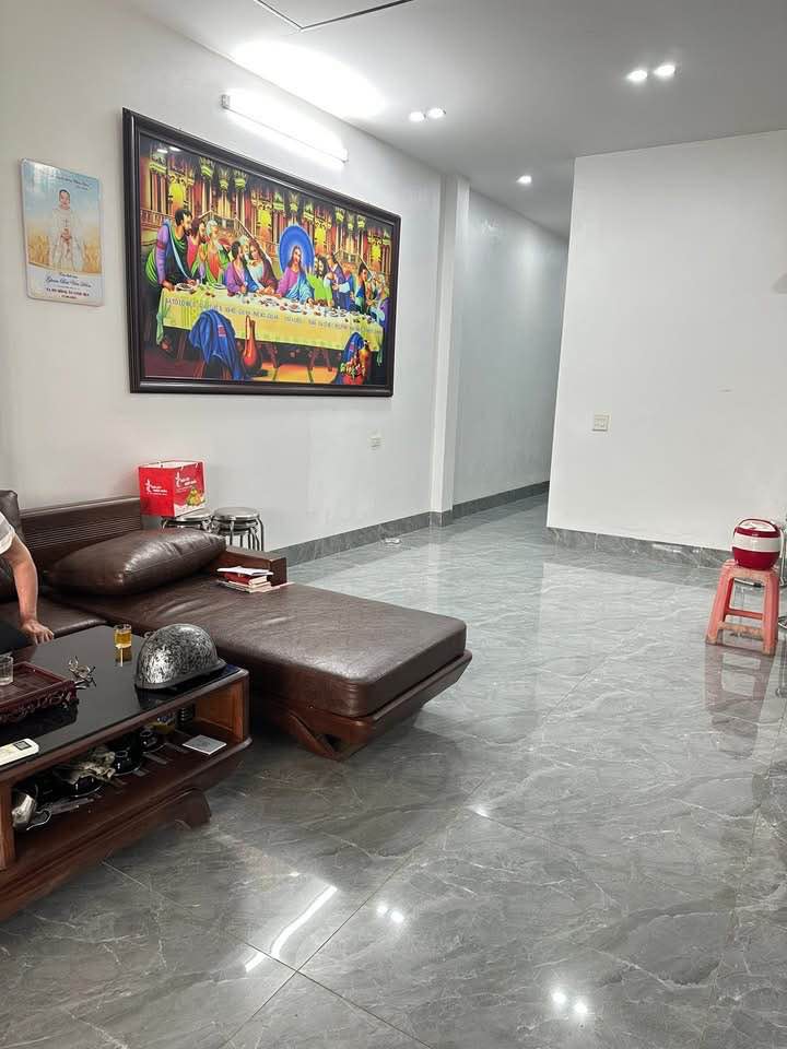 Nhà 2 Tầng Mặt Tiền Đường Vật Tư, Yên Thịnh - 121m² Giá Tốt