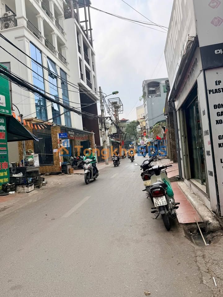 Nhà Phố Quan Nhân 38m² 4 Tầng - 2 Mặt Thoáng, Full Nội Thất, Giá 8.3 Tỷ