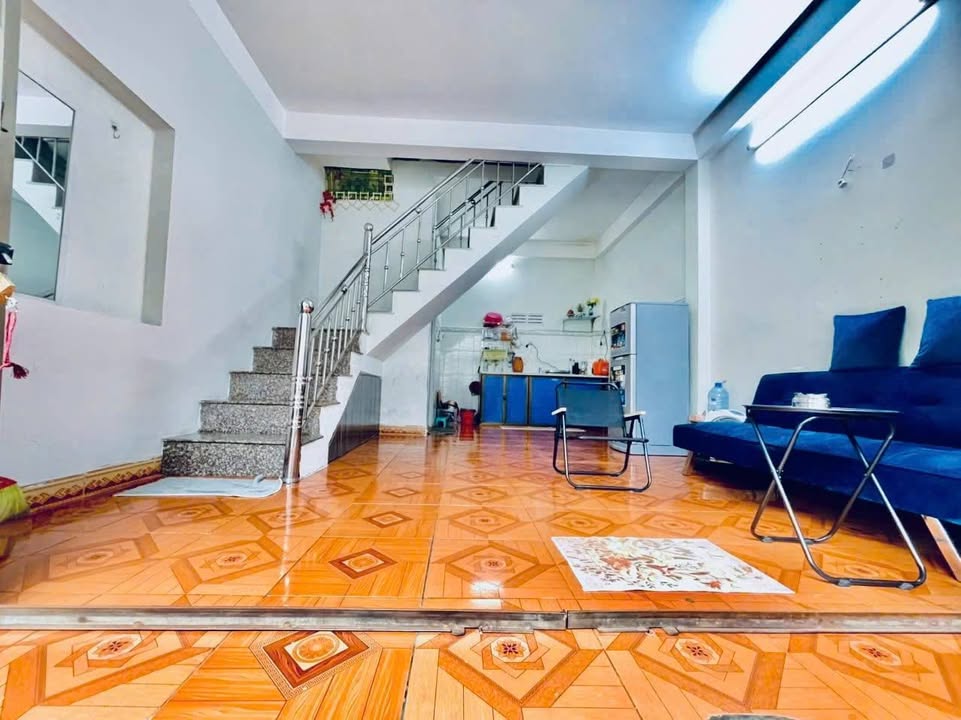 Cho thuê nhà 70m² 2PN full nội thất, hẻm ô tô Mai Hắc Đế, BMT