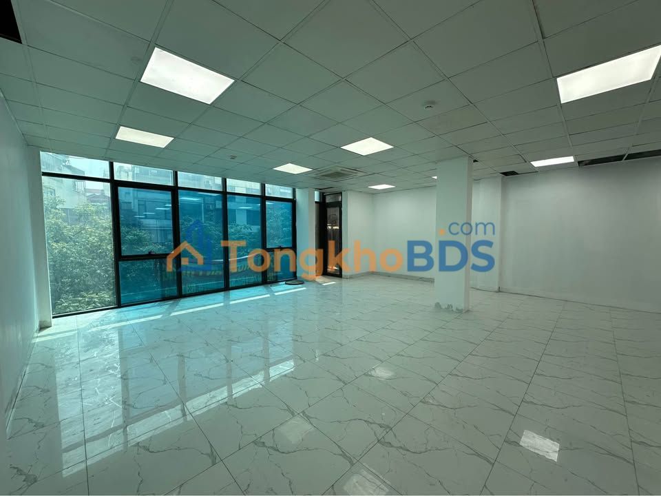 Văn Phòng Trần Nhân Tông 60m² - 3 Thoáng, Giá 14 Triệu/Tháng