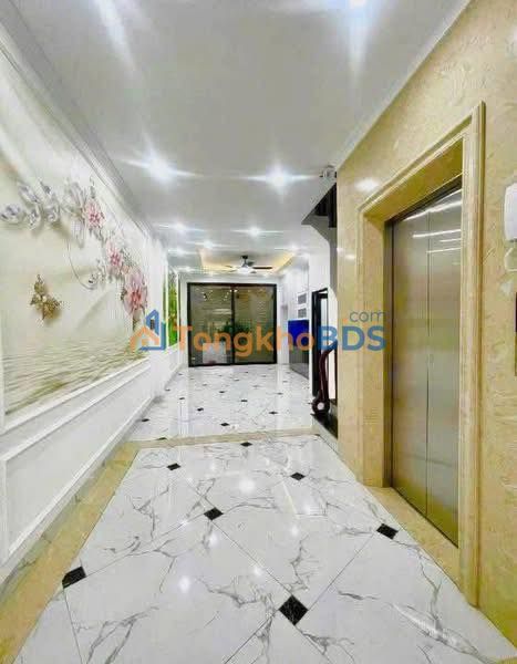 Nhà 6 Tầng Thang Máy 54m² Giáp Ciputra - Kinh Doanh Đắc Địa