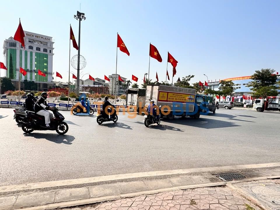 Nhà 3 Tầng 48m² Đa Phúc, Dương Kinh, HP - Ô tô sát cổng, 2.39 Tỷ