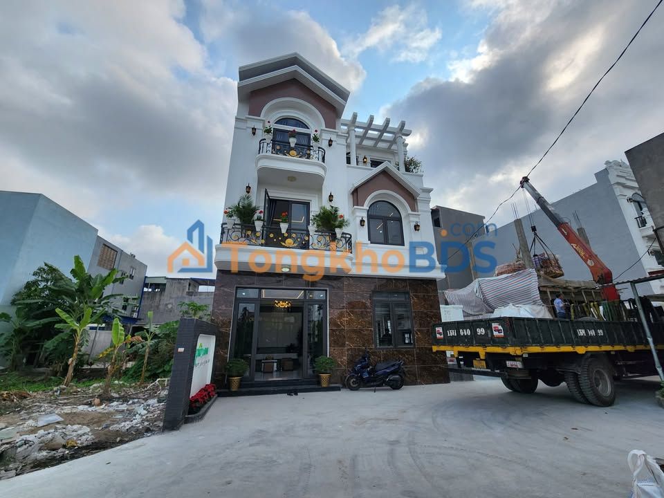 Biệt thự 80m² 3 tầng An Đồng - Sổ đỏ chính chủ, ô tô đỗ cửa