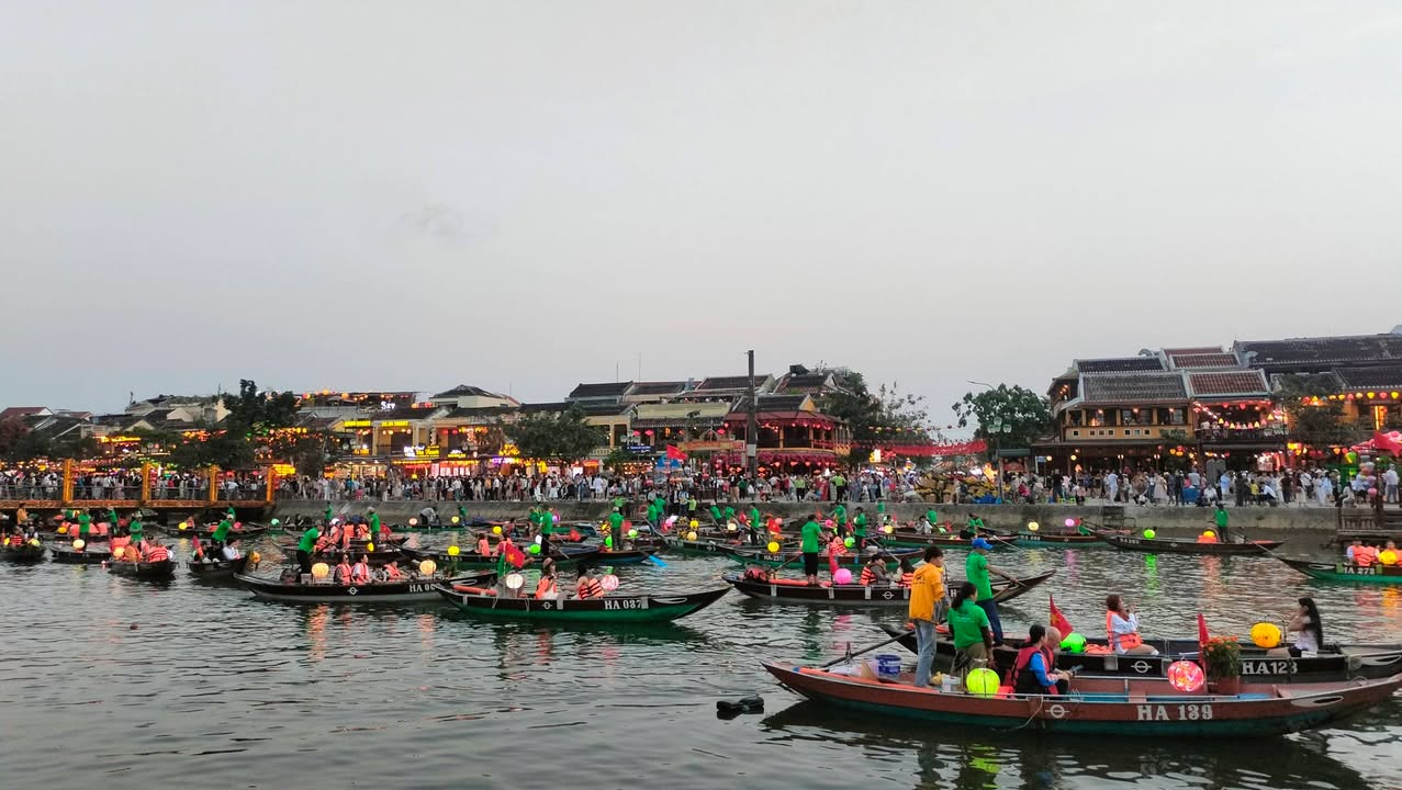 Cho thuê nhà mặt tiền Nguyễn Hoàng, Hội An - Kinh doanh đắc lợi, 65m²