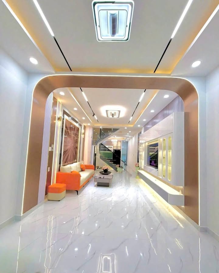 Nhà Hẻm Xe Hơi 76m² Huỳnh Tấn Phát, Quận 7 - Giá 8 Tỷ, 4PN, Sẵn Ở