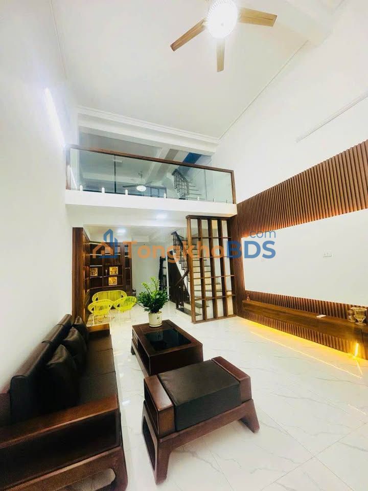 Nhà Mặt Phố Cổ Hà Đông 50m² 5 Tầng Kinh Doanh - 12 Tỷ