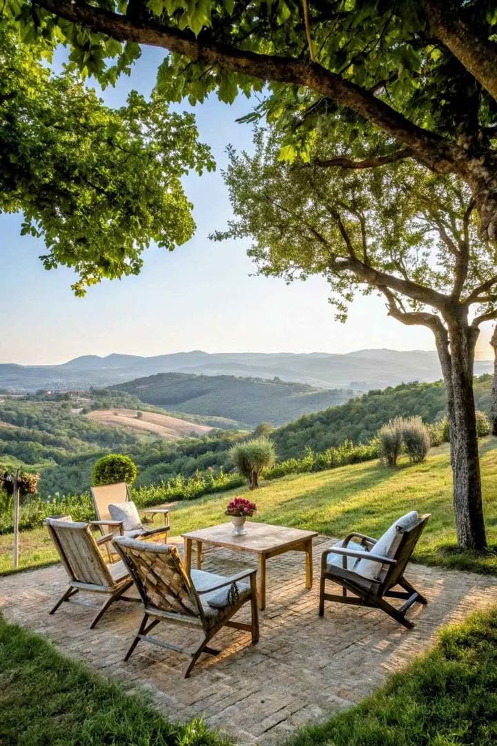 Đất Vườn Đà Lạt 230m² - Giá 7.x Tỷ, Sẵn Nhà Vườn