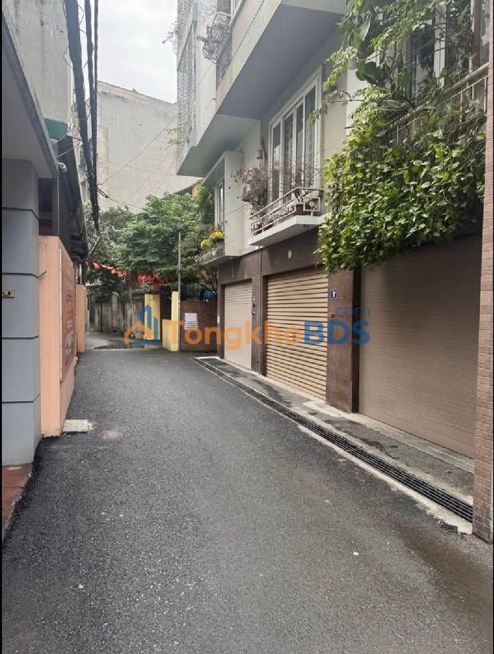 Nhà 5 Tầng Bồ Đề, Long Biên 49m² Giá Tốt - Ngõ Thông Oto