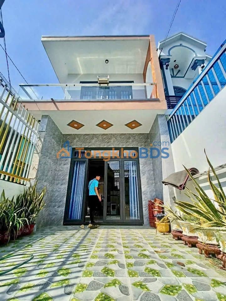 Nhà 1 Trệt 1 Lầu Góc 2 Mặt Tiền, Full Nội Thất, Vĩnh Cửu - 6 Triệu/Tháng