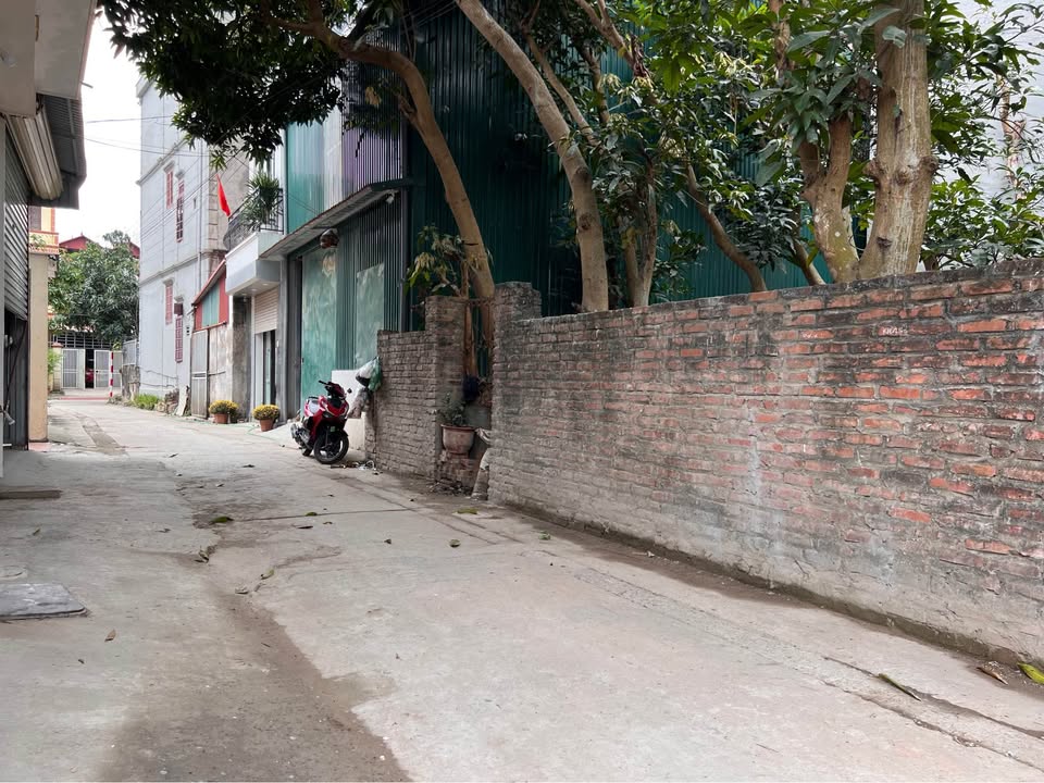 Đất nền Long Biên 53m² - Sổ đỏ sẵn sàng, sát hồ Cự Khối