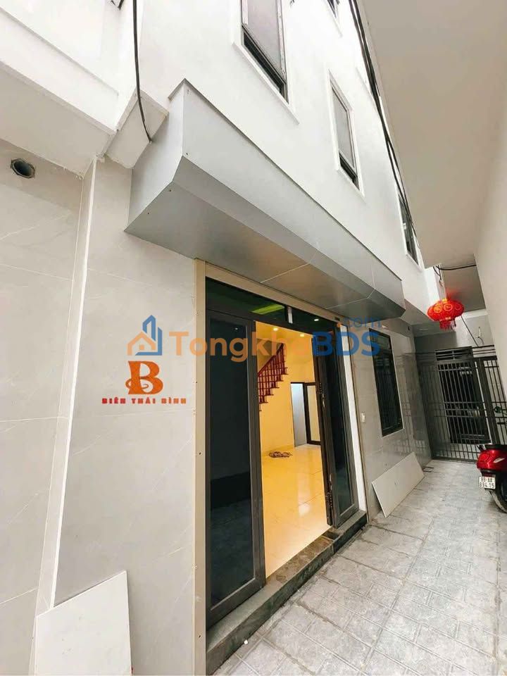 Nhà 3 Tầng Phường Quang Trung, Thái Bình - 35m² Sổ Hồng, Giá Tốt