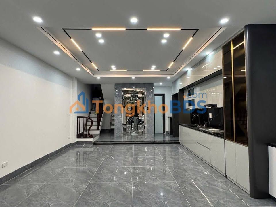 Nhà 6 Tầng Thang Máy, Gara Ô Tô, Lô Góc Bát Khối - Long Biên 52m² Giá 13 Tỷ