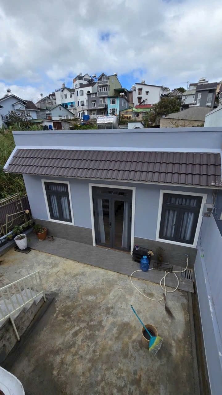 Nhà Phường 1 Đà Lạt 105m² - Kiên Cố, Giá 2 Tỷ