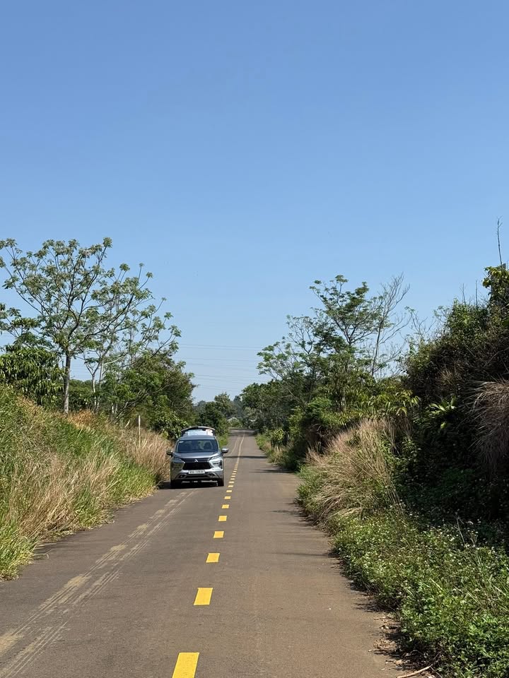 Bán Gấp Mặt Tiền Nguyễn Khắc Nhu, Bảo Lộc - 390m² Thổ Cư, Giá 2.3 Tỷ