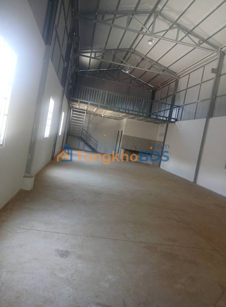 Cho Thuê Kho Mặt Tiền Lê Hồng Phong, Đạ Huoai - 12 Triệu/Tháng