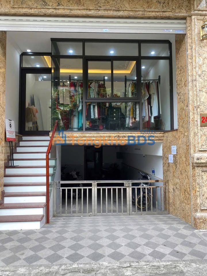 Mặt Ngõ Kinh Doanh Văn Cao - Ba Đình 60m² Giá 11 Triệu/Tháng