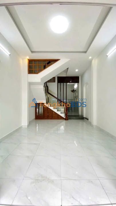 Nhà Mặt Tiền Nguyễn Thị Minh Khai, Quy Nhơn - 41m² Kinh Doanh Đỉnh Cao, 3 Tầng