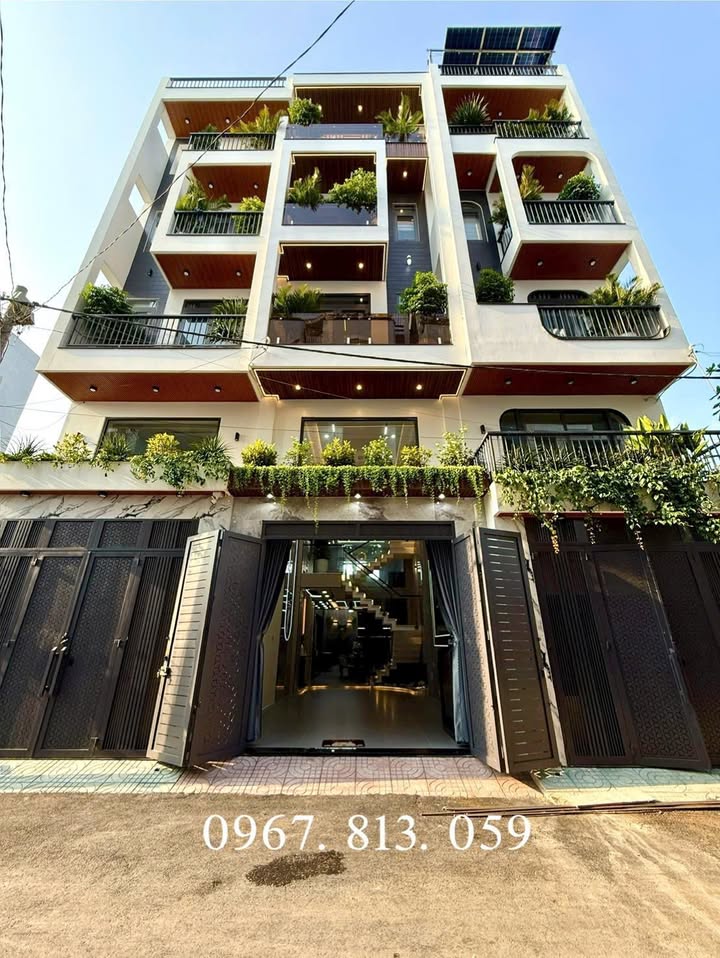 Nhà Thạnh Xuân 25, Q12 - 64m², 4PN, Hẻm Xe Hơi, Giá 6.95 Tỷ