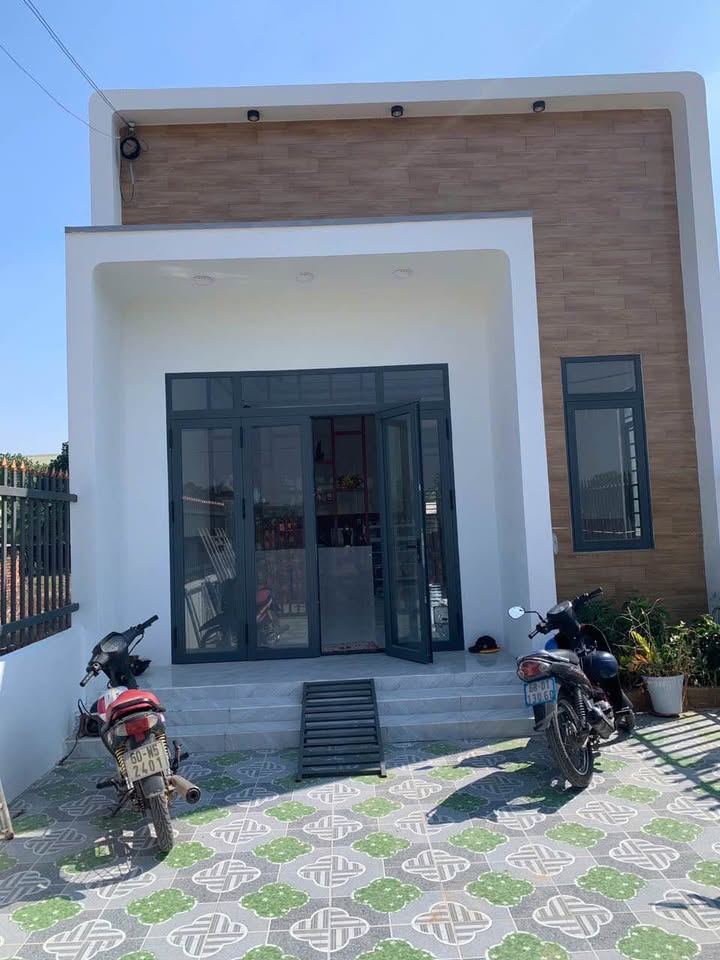 Nhà Đẹp 144m² Trảng Bom - Sân Ô Tô Rộng, Sổ Hồng Riêng