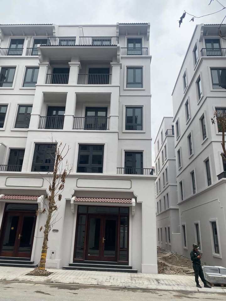 Bán Nhà Xẻ Khe VIN Cổ Loa 84m² - Hướng Tây, Giá 27 Tỷ