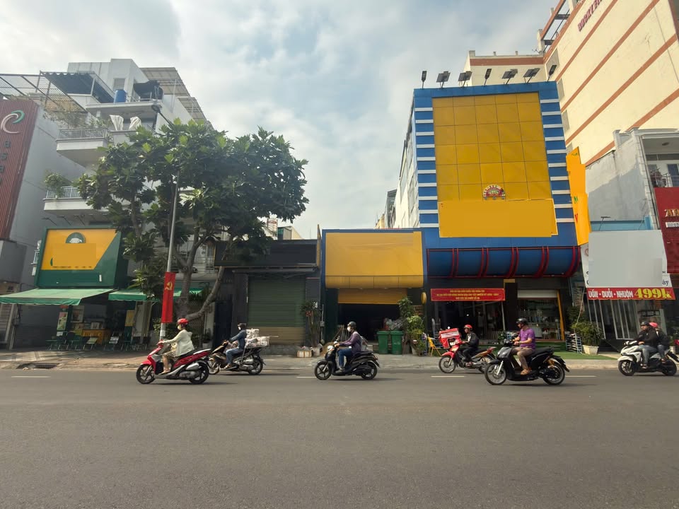Mặt Tiền Nguyễn Sơn Tân Phú - Kinh Doanh Đắc Lộc 175m²
