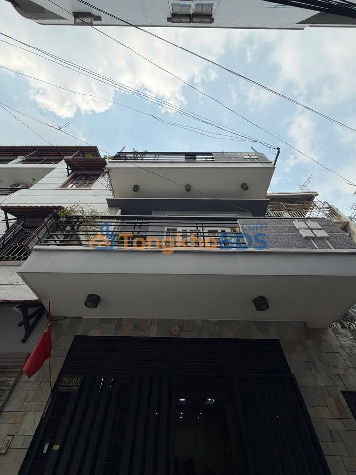 Nhà 3 Lầu Mặt Tiền Cộng Hòa, Tân Bình - 73m² - 13 Tỷ - Xe Hơi Ngủ Trong Nhà