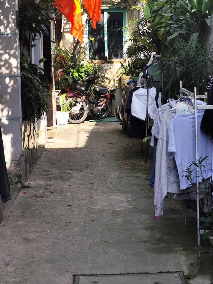 Nhà Sổ Hồng Riêng Đông Thạnh, Hóc Môn - 40m² Giá 2.75 Tỷ