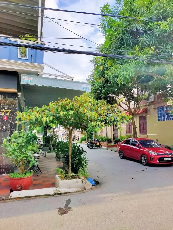 Nhà 3 tầng mặt đường Nam Trung Hành, Hải An - 106.6m² nở hậu, giá tốt