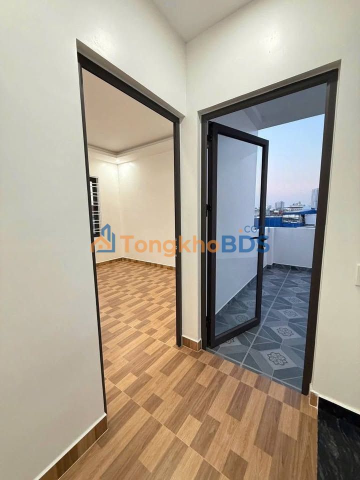 Nhà Lô Góc 4 Tầng Nam Trung Hành, Hải An - 3.35 Tỷ, View Lê Hồng Phong