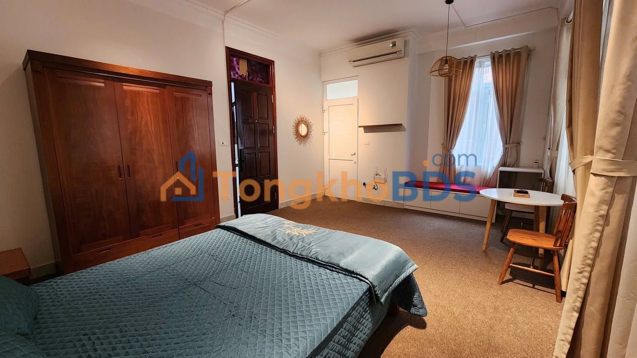 Nhà Nguyên Căn 5 Tầng Kinh Doanh Ngõ 35 Đặng Thai Mai, Tây Hồ - 18 Triệu/Tháng