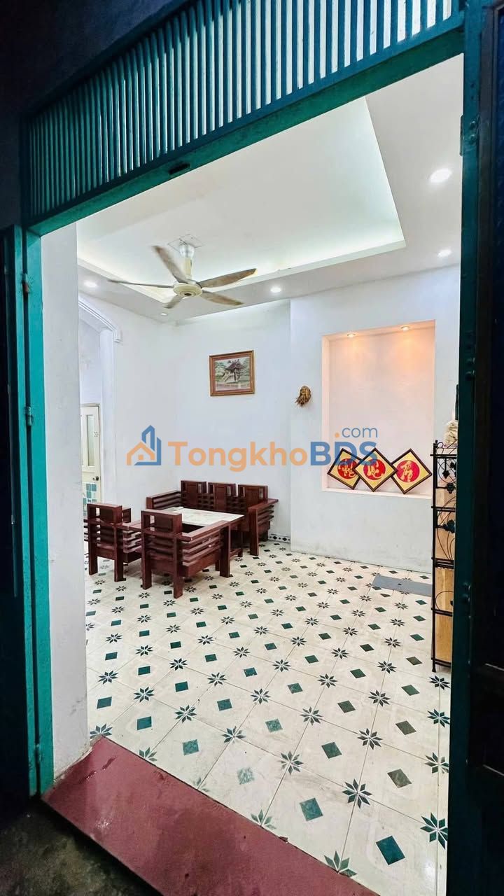 Cho Thuê Nhà 4 Tầng Phố Minh Khai, Hai Bà Trưng - 7.5 Triệu/Tháng