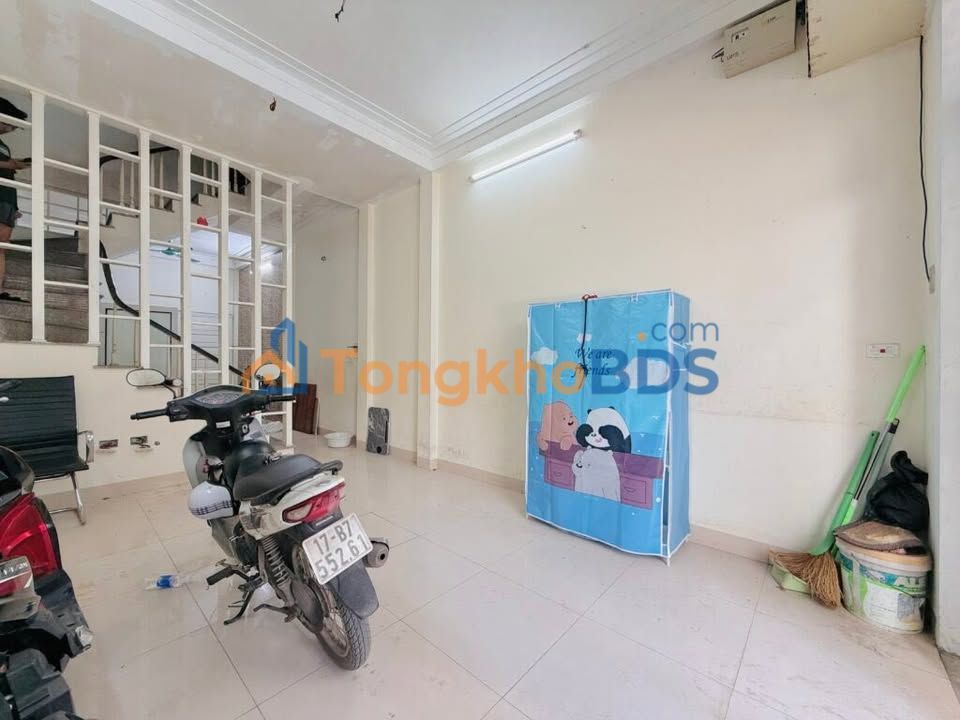 Cho thuê nhà 40m² full nội thất gần Học Viện Quân Sự - 8 triệu/tháng