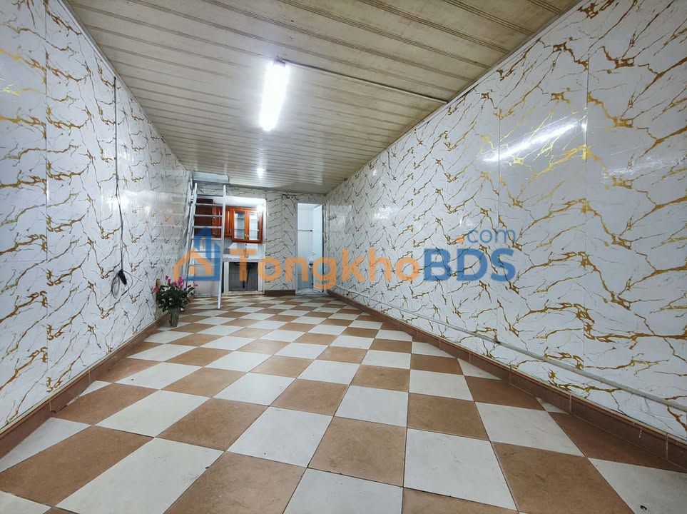 Nhà Cho Thuê Ngõ 173 Hoàng Hoa Thám, Ba Đình - 29m² x 2 Tầng, Giá 6 Triệu/Tháng
