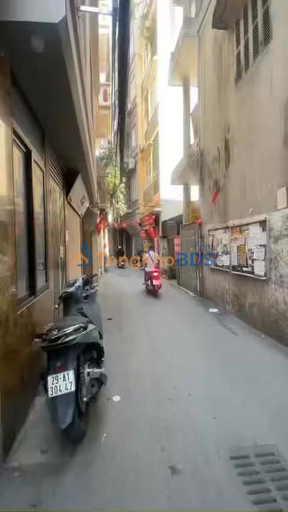 Nhà Nguyên Căn 70m², 7 Tầng, Thang Máy, Cầu Giấy - Cho Thuê Kinh Doanh/Ở