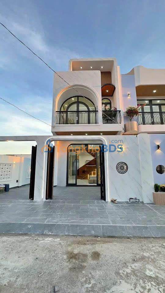 Nhà 90m² Sổ Hồng Riêng Gần KDL Bửu Long - Chỉ 600 Triệu