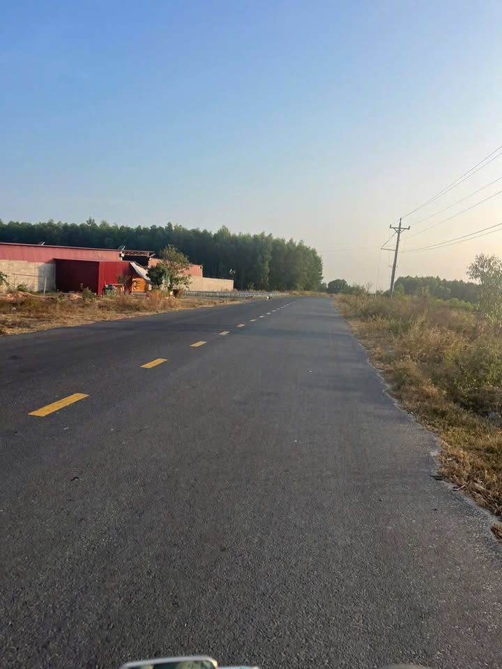 Đất KCN Tân Bình La Gi 2400m² - Mặt Tiền Đường Lớn, Sẵn Sàng Xây Dựng