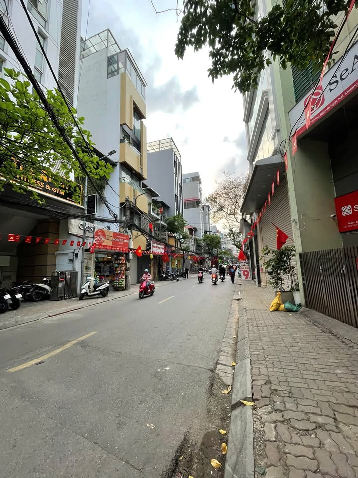 Nhà Phân Lô Nguyễn Ngọc Nại 61m² x 4 Tầng - Ô Tô Tránh, Kinh Doanh Đỉnh