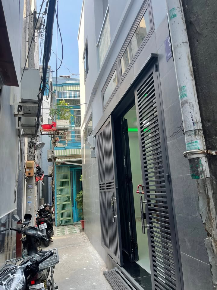 Nhà 2 Tầng P15 Q8 - 64m² Sổ Hồng Riêng - Giá 4.49 Tỷ