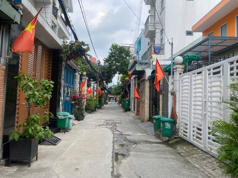 Nhà Hẻm Xe Hơi Tân Thới Nhất Q12 - 72m² - 5.8 Tỷ - Sổ Hồng Riêng