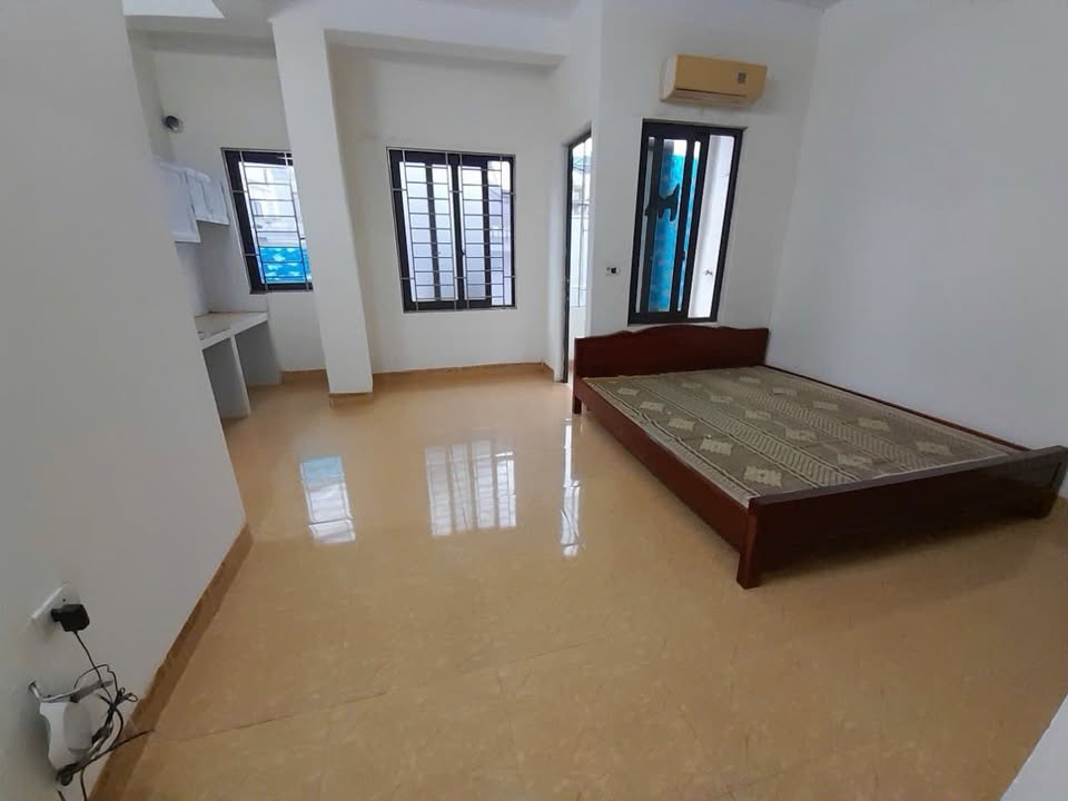 Cho thuê phòng 30m² full nội thất, gần Đại học Thăng Long - 3.5 triệu/tháng