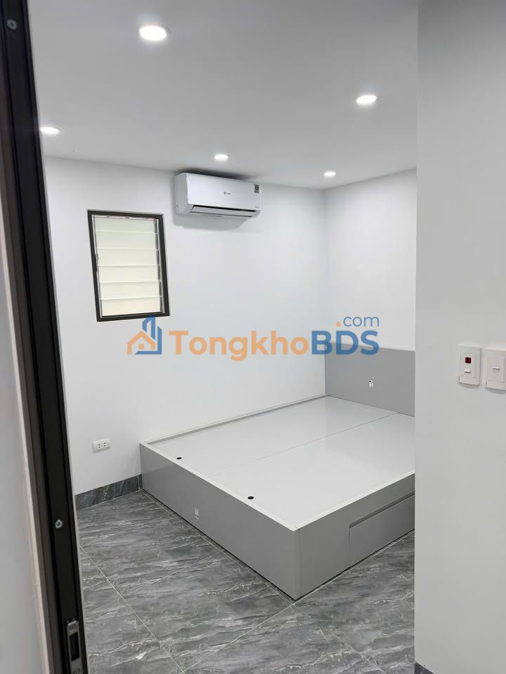 Nhà Tam Trinh 50m² - 2PN, Sổ Hồng Riêng - Giá 2.85 Tỷ