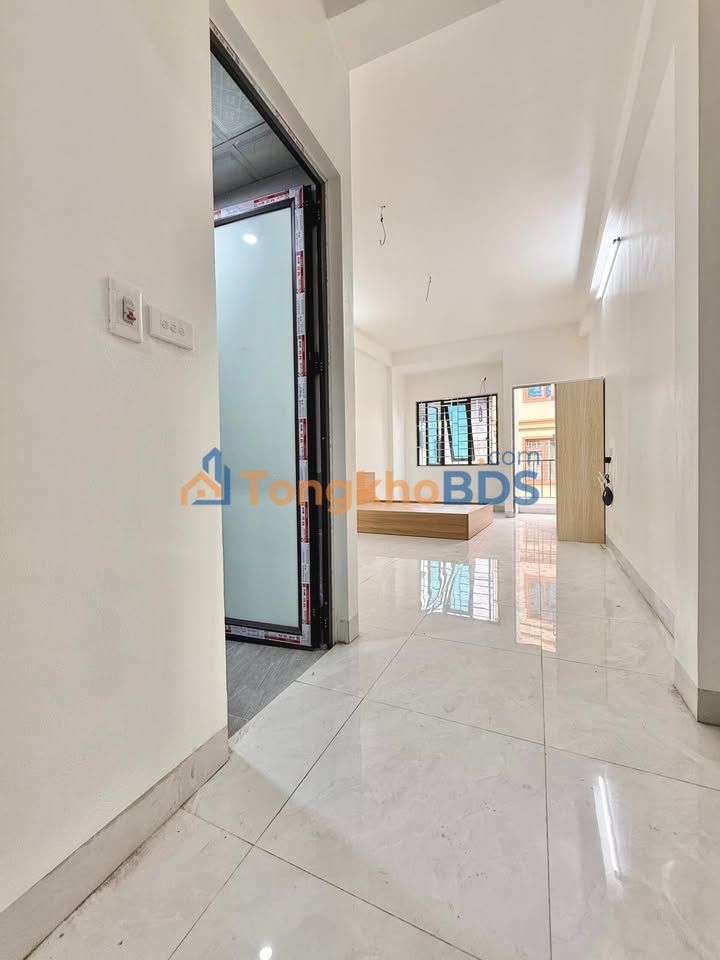 Cho thuê căn hộ 3.5 triệu/tháng đường Bằng Liệt, Hoàng Mai - Sẵn PET, Xe Điện